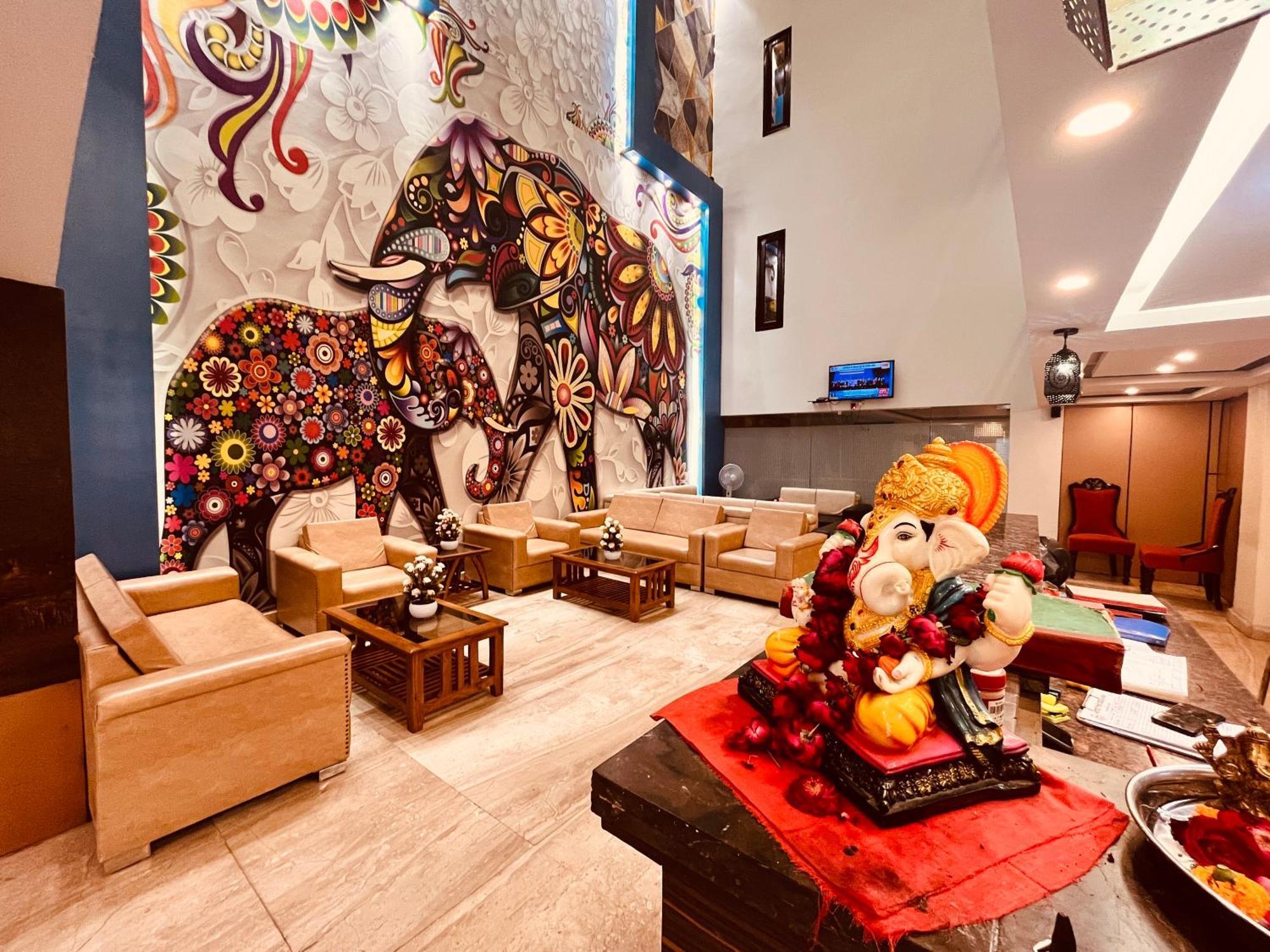 Hotel The Gold Inn - Karol Bagh Delhi Kültér fotó
