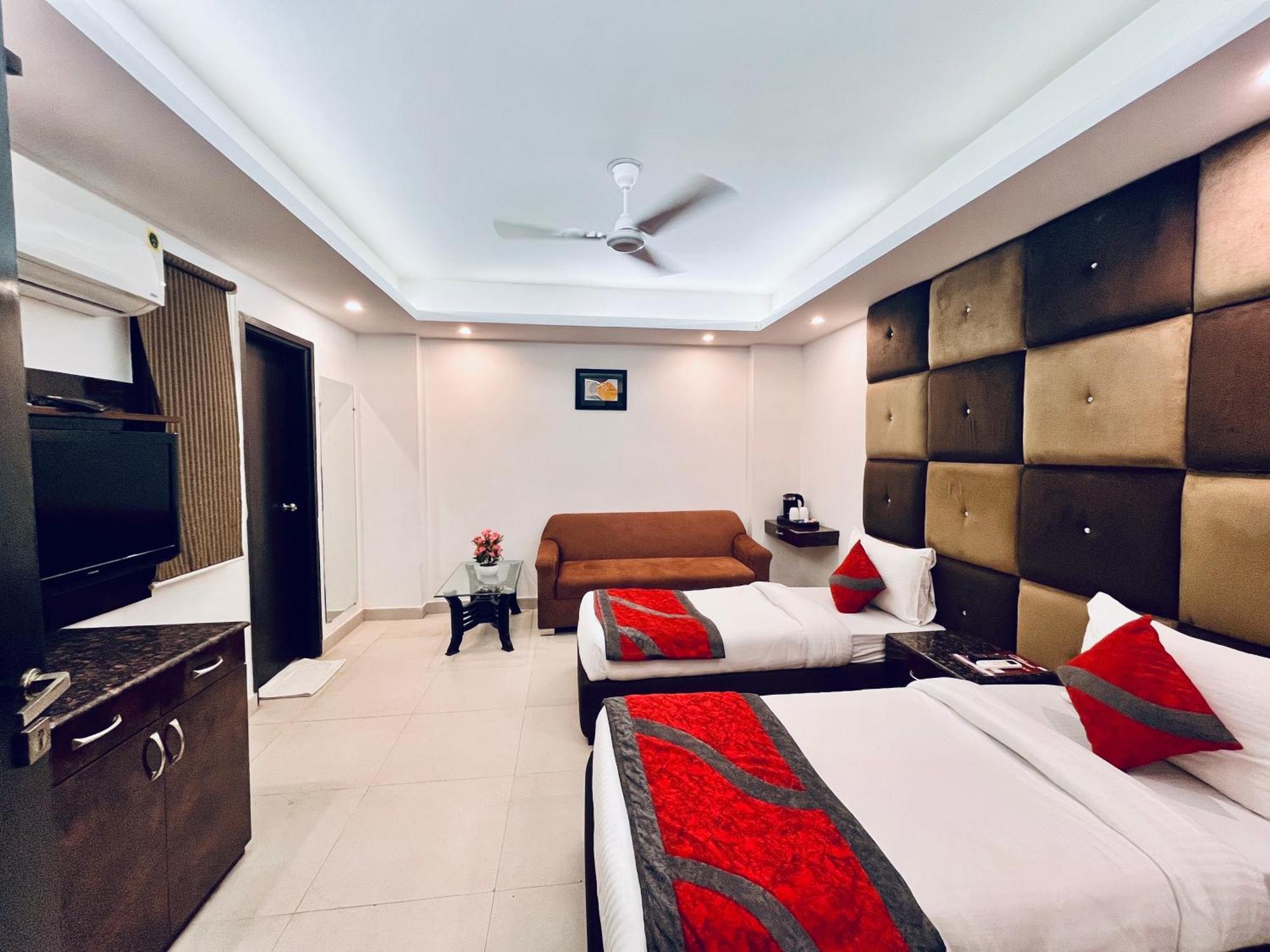 Hotel The Gold Inn - Karol Bagh Delhi Kültér fotó