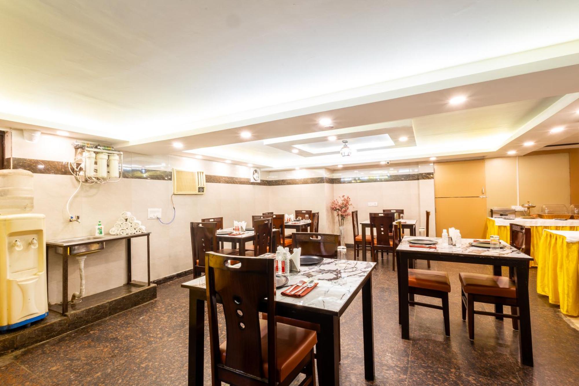 Hotel The Gold Inn - Karol Bagh Delhi Kültér fotó