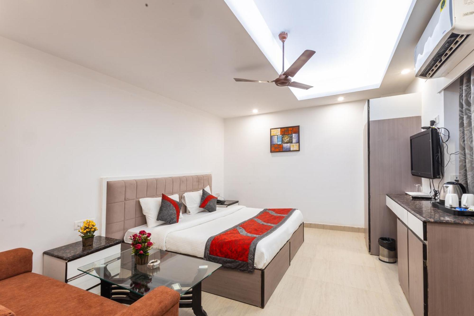 Hotel The Gold Inn - Karol Bagh Delhi Kültér fotó