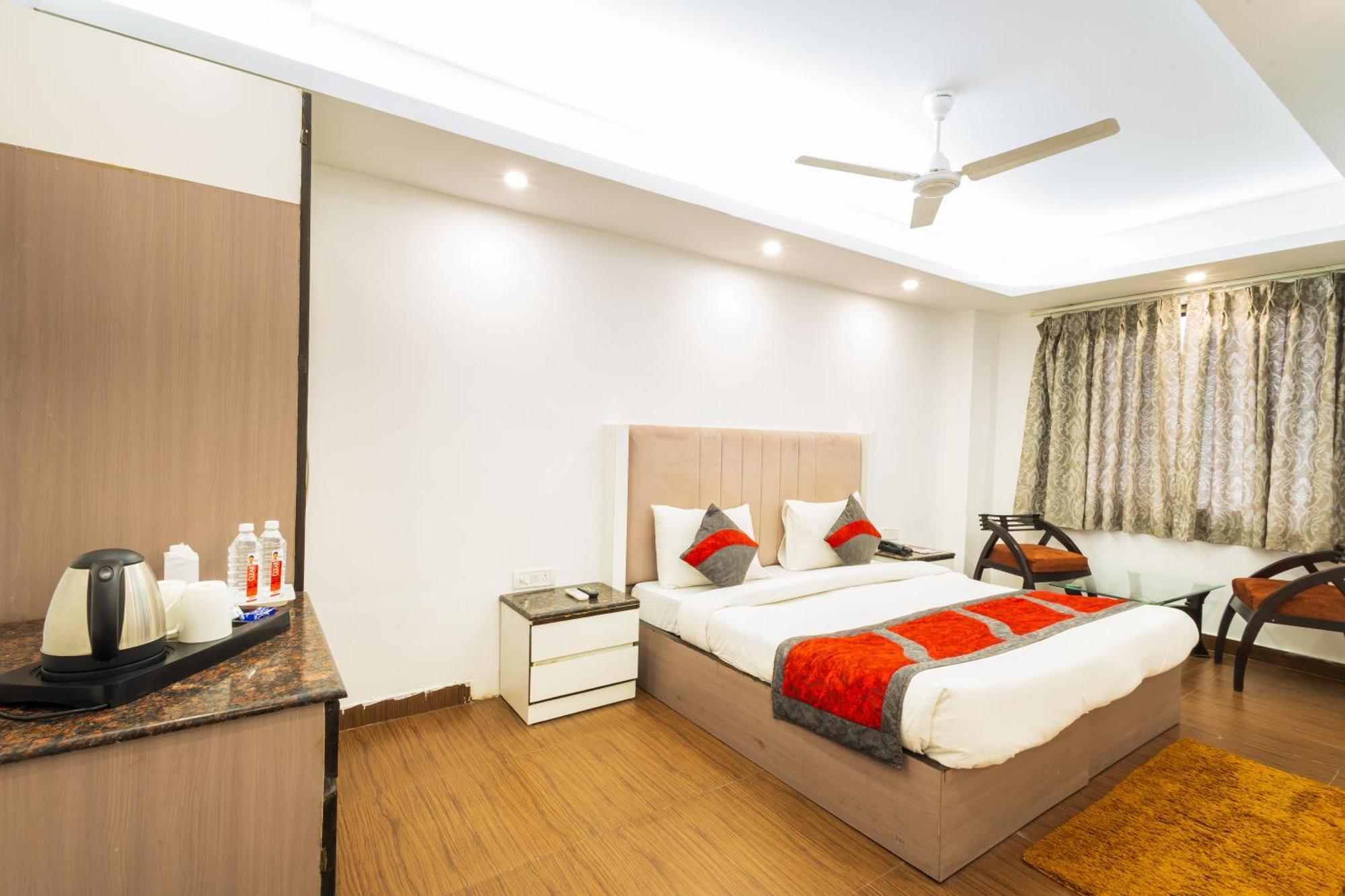 Hotel The Gold Inn - Karol Bagh Delhi Kültér fotó
