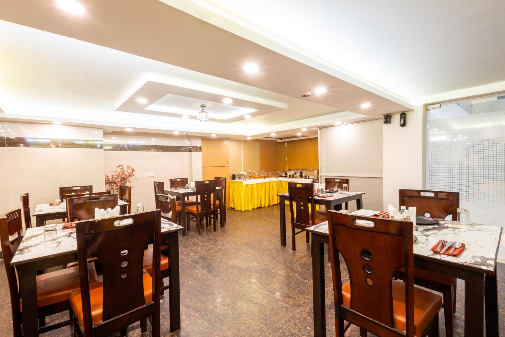 Hotel The Gold Inn - Karol Bagh Delhi Kültér fotó