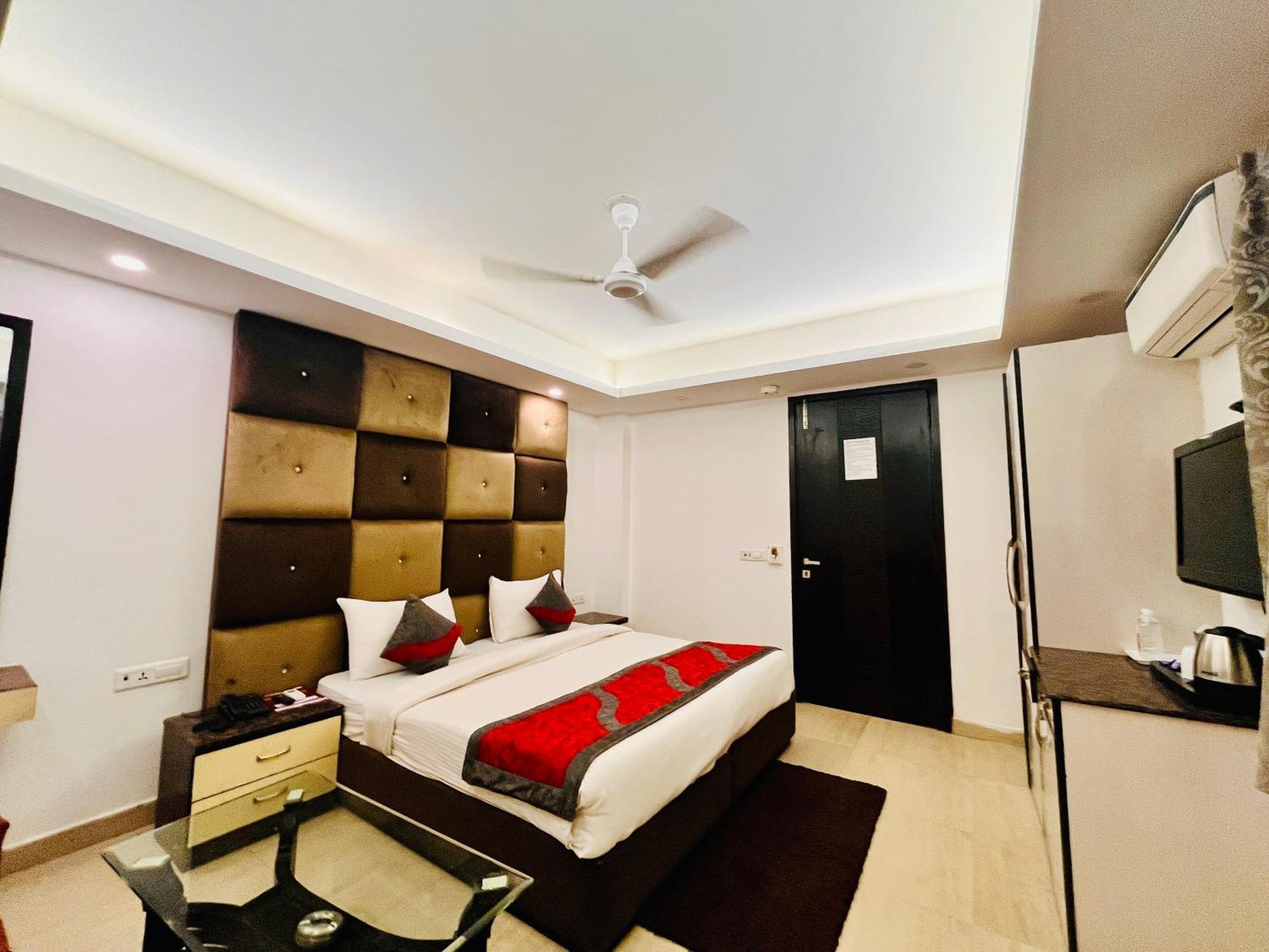 Hotel The Gold Inn - Karol Bagh Delhi Kültér fotó