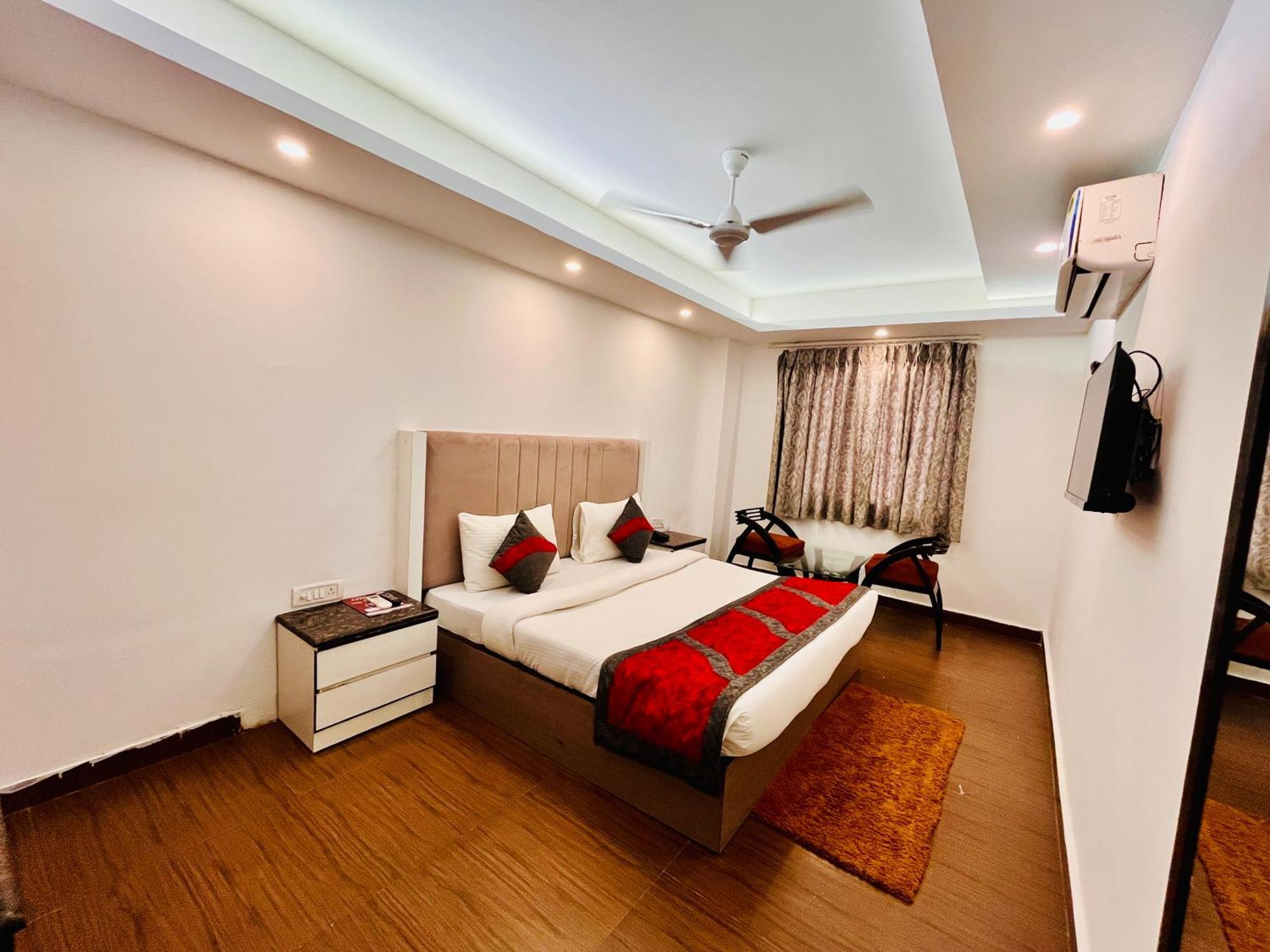 Hotel The Gold Inn - Karol Bagh Delhi Kültér fotó